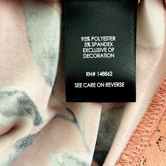 Womens 4X Torrid Floral Peach Studio Knit High Neck Keyhole Top New Defects - Picture 3 of 13